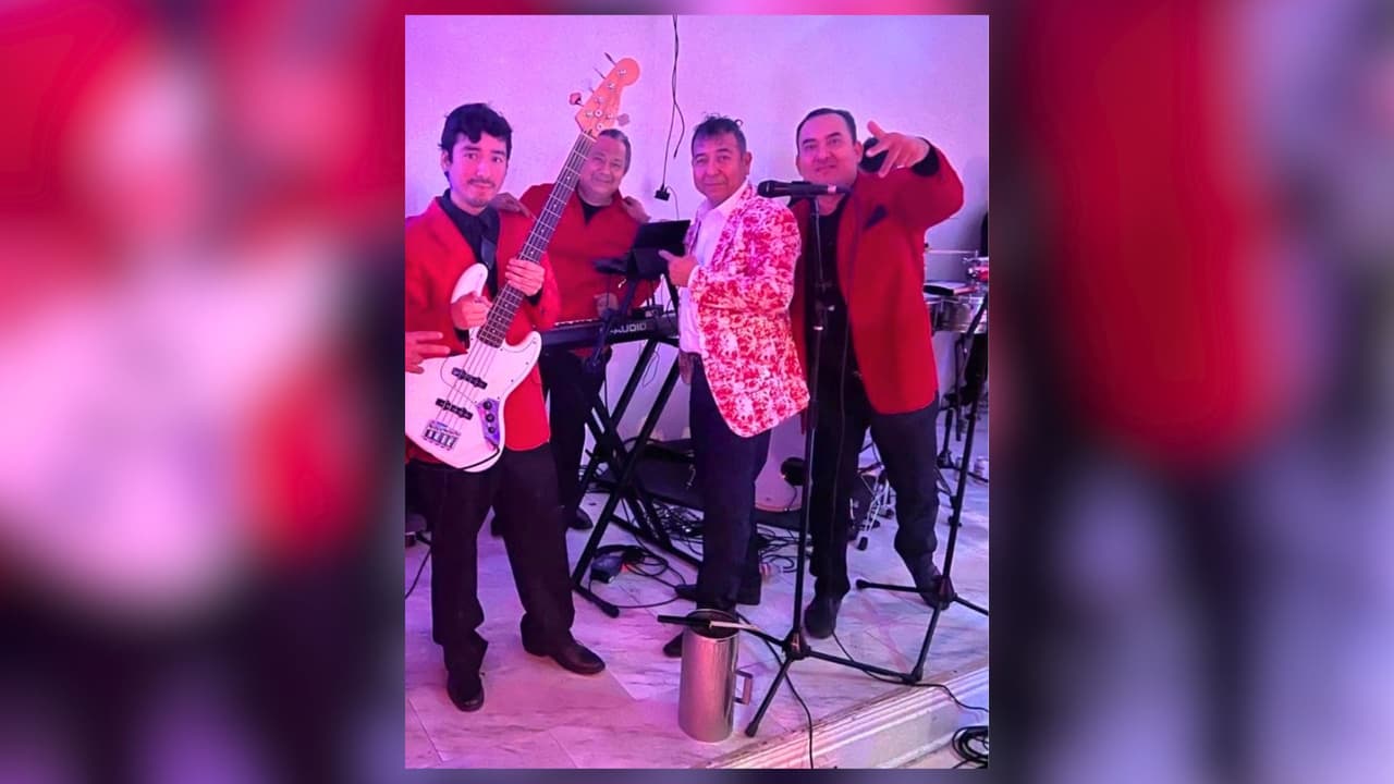 Tony “July” Vásquez, bajista de Banana Show, murió días después de ser atropellado en Irving.