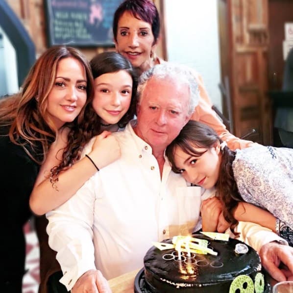 El pasado 6 de octubre, don Juan Legarreta, papá de Andrea Legarreta, cumplió un año más de vida y para celebrarlo se realizó un gran festejo con toda su familia.