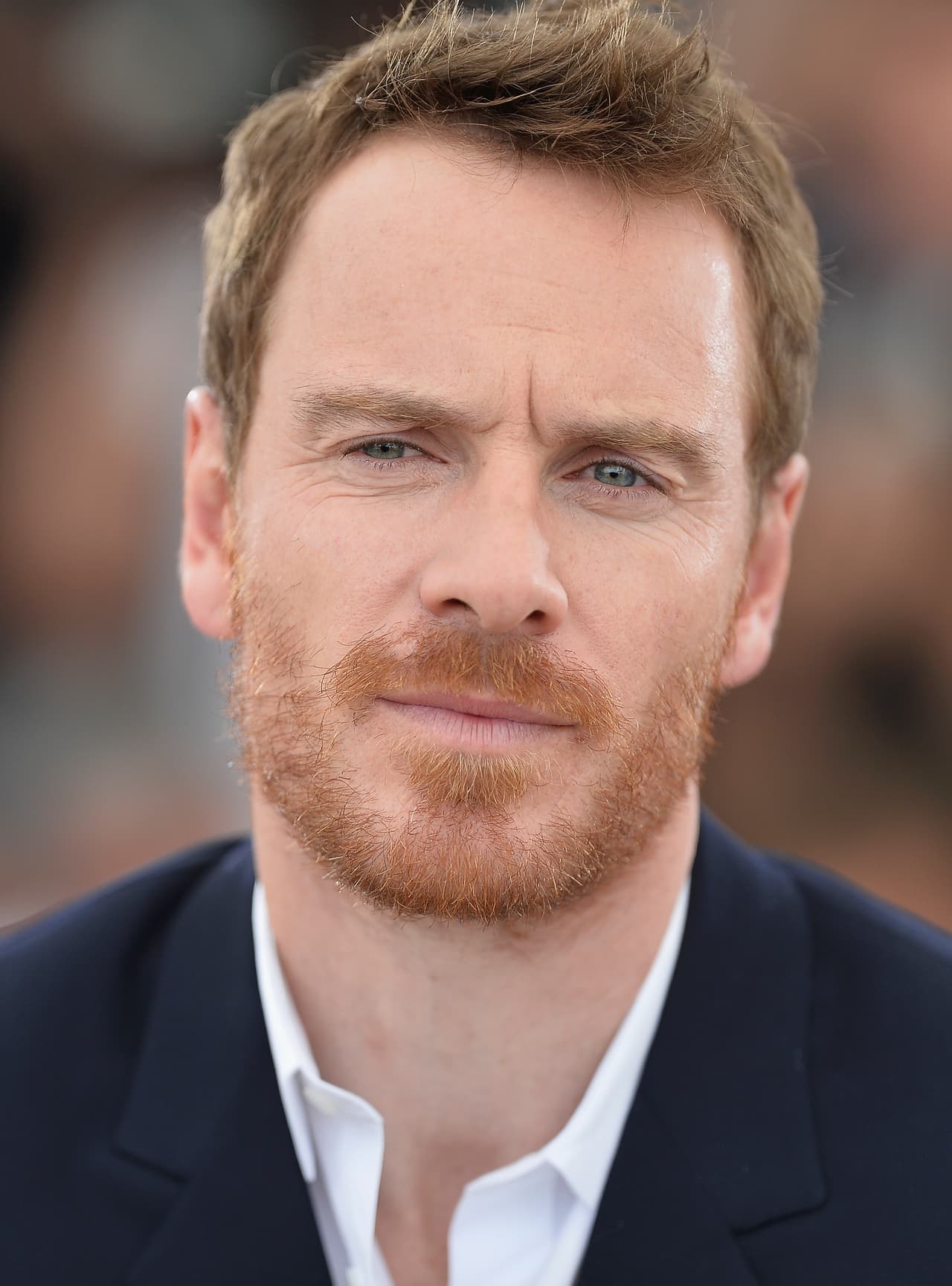 Cara de: "Que ya acabe esto, quiero ir al baño".