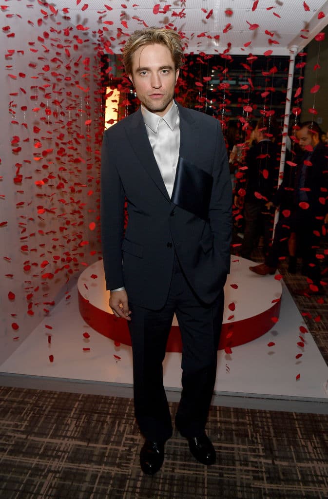 Hubo un momento de duda para Pattinson, pues consideró renunciar, pero al final, el actor dijo “Incluso si el mundo se quema, ¡tengo que sacar esta maldita cosa!”.