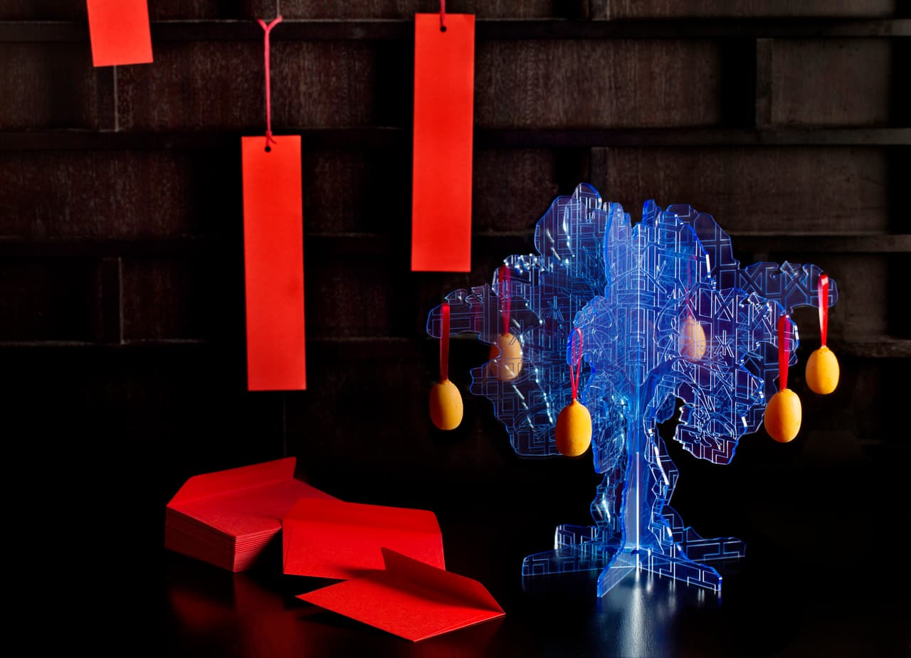 <span class="cms-h3-H3"><a href="http://hakkasanlv.com/faq/"><b>Hakkasan</b></a></span>
<br>Este lugar en el MGM Grand es famoso por sus fiestas (con varios de los mejores DJs del mundo como invitados y por rociar sobre la gente una lluvia de 100 libras de confeti) y por platos para compartir. También es famoso porque Jennifer Lopez lo visitó hace un par de años. 
<br>
<br>
<b>La especialidad:</b>
<br>Un plato de dim sum que, si lo prefieres, puede ser vegetariano.