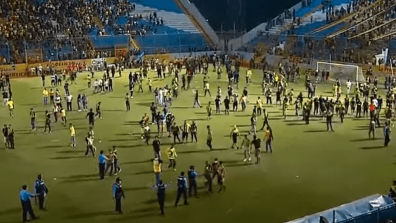 ¡Otra vez! Suspenden clásico Real España-Marathón por violencia