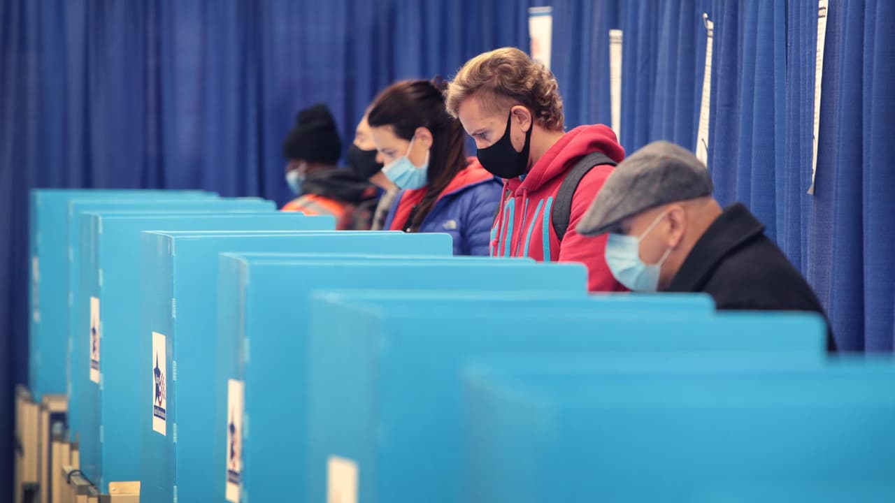 <b>CHICAGO, Illinois-</b> Las elecciones de Medio Término se acercan y se encuentran a menos de 50 días. 
<br> Hoy se conmemora el Día Nacional de Registrarse al Voto y estos son los datos y fechas que debes tener en cuenta para participar en las próximas elecciones.