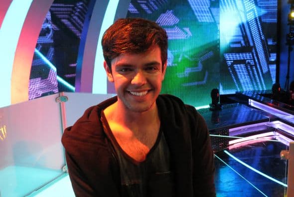 Espiridión es todo sonrisas, como siempre.