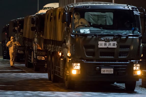 Por su parte, la base Lackland informó en horas tempranas del domingo que su equipo se encontraba listo para recibir a las individuos provenientes de Japón.