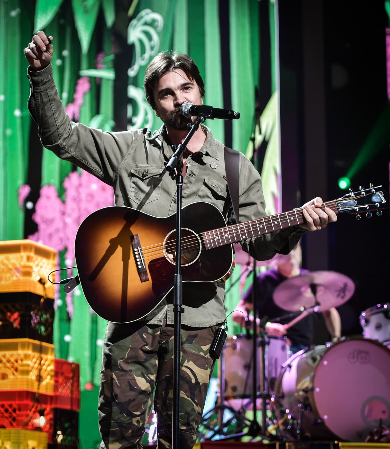 <b>No te pierdas la vibrante presentación de Juanes en <a href="https://www.univision.com/shows/premio-lo-nuestro">Premio Lo Nuestro 2019</a> este 21 de febrero. </b>La transmisión de Univision comienza con la alfombra roja de ‘Noche de Estrellas’ desde las 7PM/6C. La entrega número 31 de Premio Lo Nuestro iniciará a las 8PM/7C en vivo desde el American Airlines Arena de Miami.