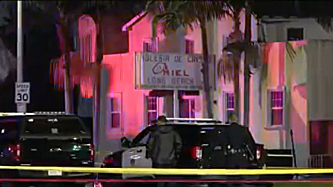 Pistolero muerto y policía herido, el saldo de un tiroteo frente a una iglesia en Long Beach