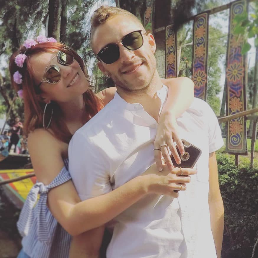 Se nota la buena química que hay entre ellos, sobre todo el amor que se tienen, solo basta con ver esas sonrisas.