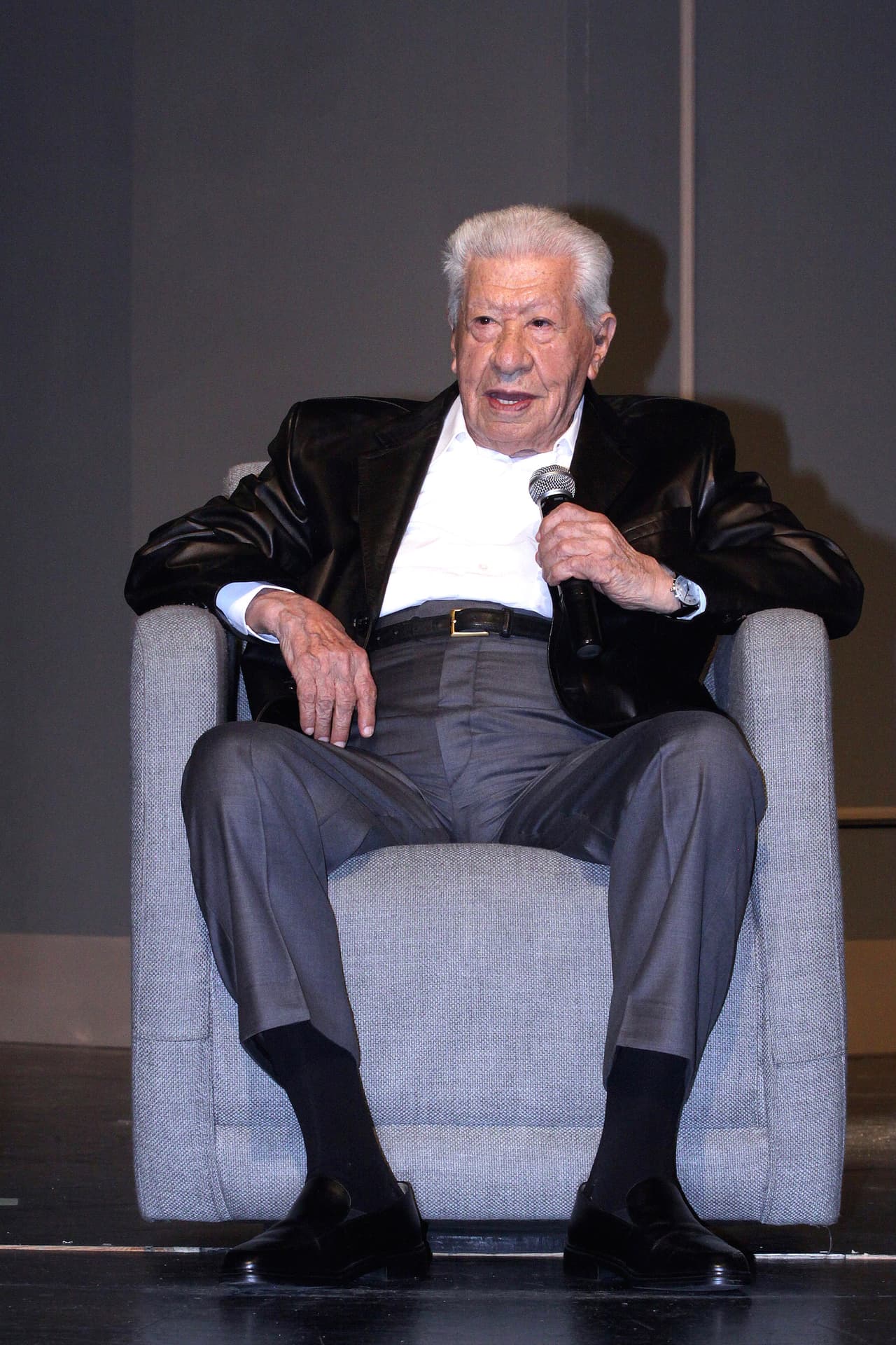 El actor incursionó en las redes sociales porque considera que "hay que adaptarse a todo, tampoco es algo tan incomprensible o tan difícil que no se pueda hacer”, dijo para el programa 
<a href="https://www.youtube.com/watch?v=5trMQjT44jA&t=85s" target="_blank">De primera mano</a> este jueves 6 de agosto.