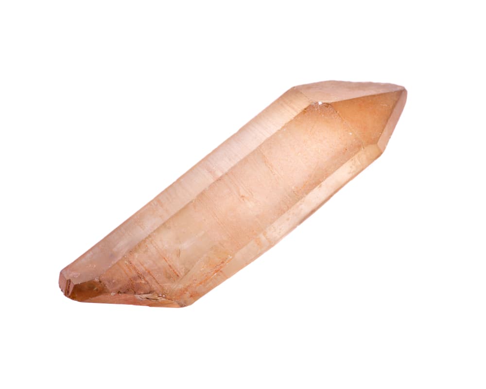 Emocionalmente el citrino fomenta la alegría vital, libera rasgos negativos y miedos a niveles profundos. Te ayuda a seguir el flujo de tus sentimientos y equilibrarlos emocionalmente. A nivel curativo es un mineral excelente para recargarte de energía.