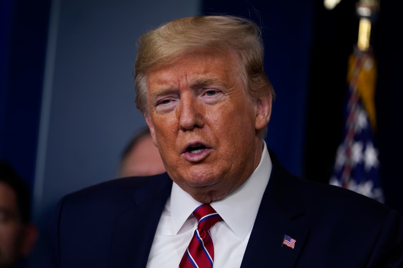 Trump hablando desde la Casa Blanca.