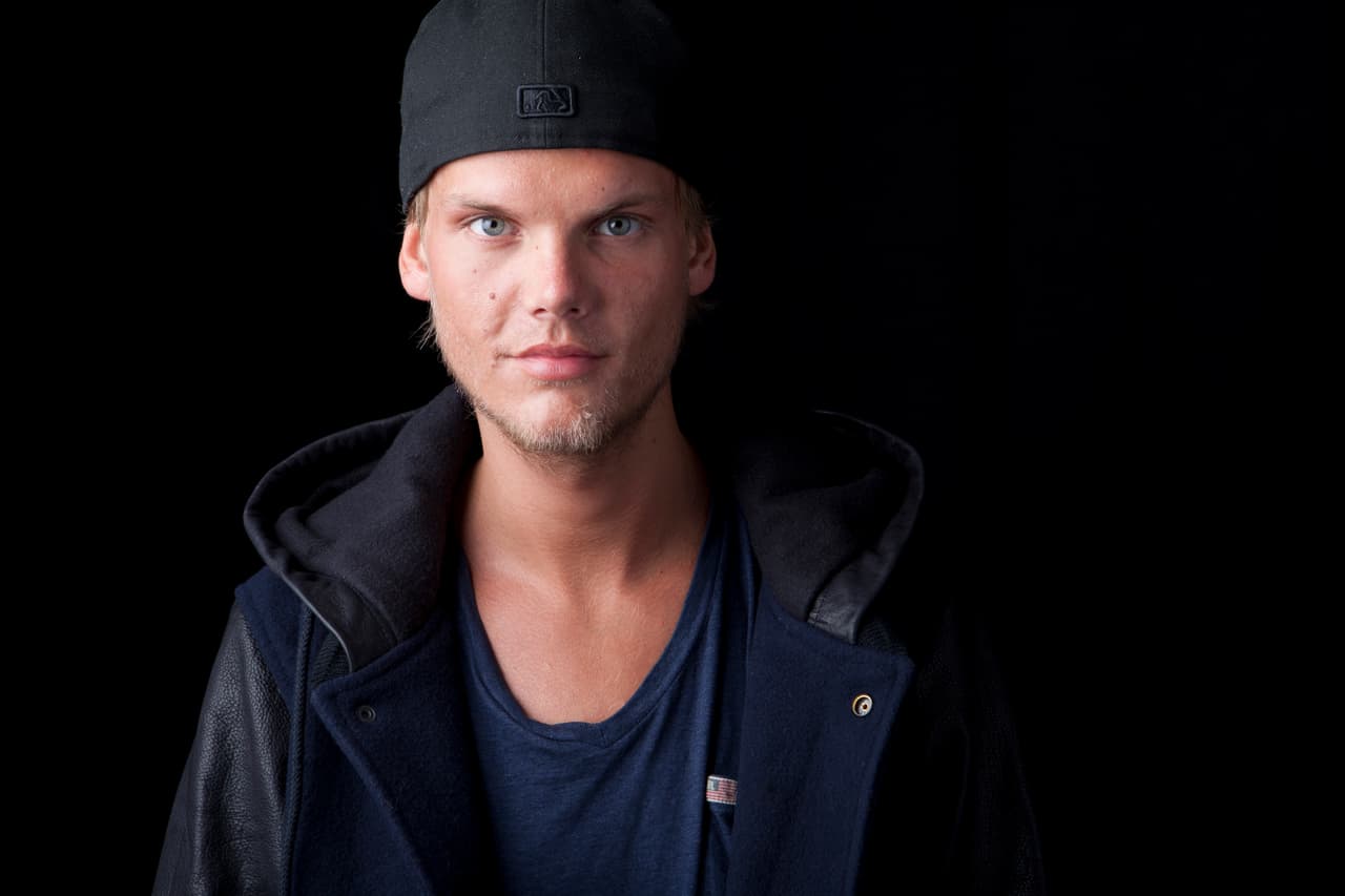El DJ Avicii también confirmó su presencia en el T-Mobile Arena en Las Vegas.