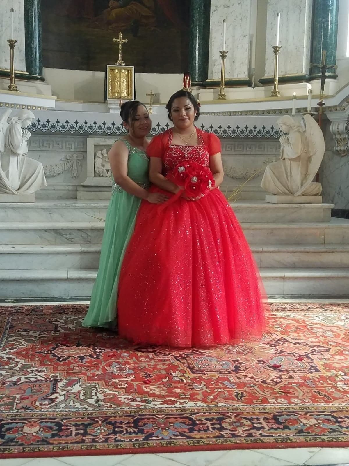 Leal Ino lució a su hermosa quinceañera.
<br>