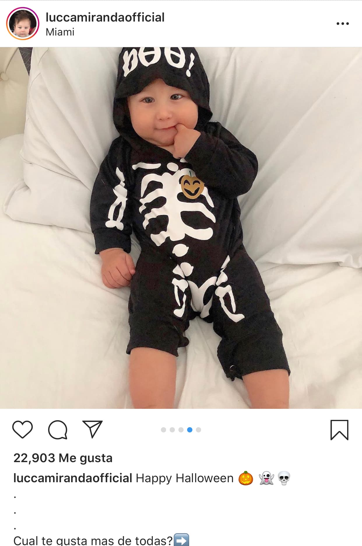 El bebé, quien nació el pasado 7 de abril, cuenta con su propia cuenta de 
<b><a href="https://www.instagram.com/luccamirandaofficial/?hl=es-la" target="_blank">Instagram</a></b> y fue ahí en donde se le vio con un disfraz de calavera.