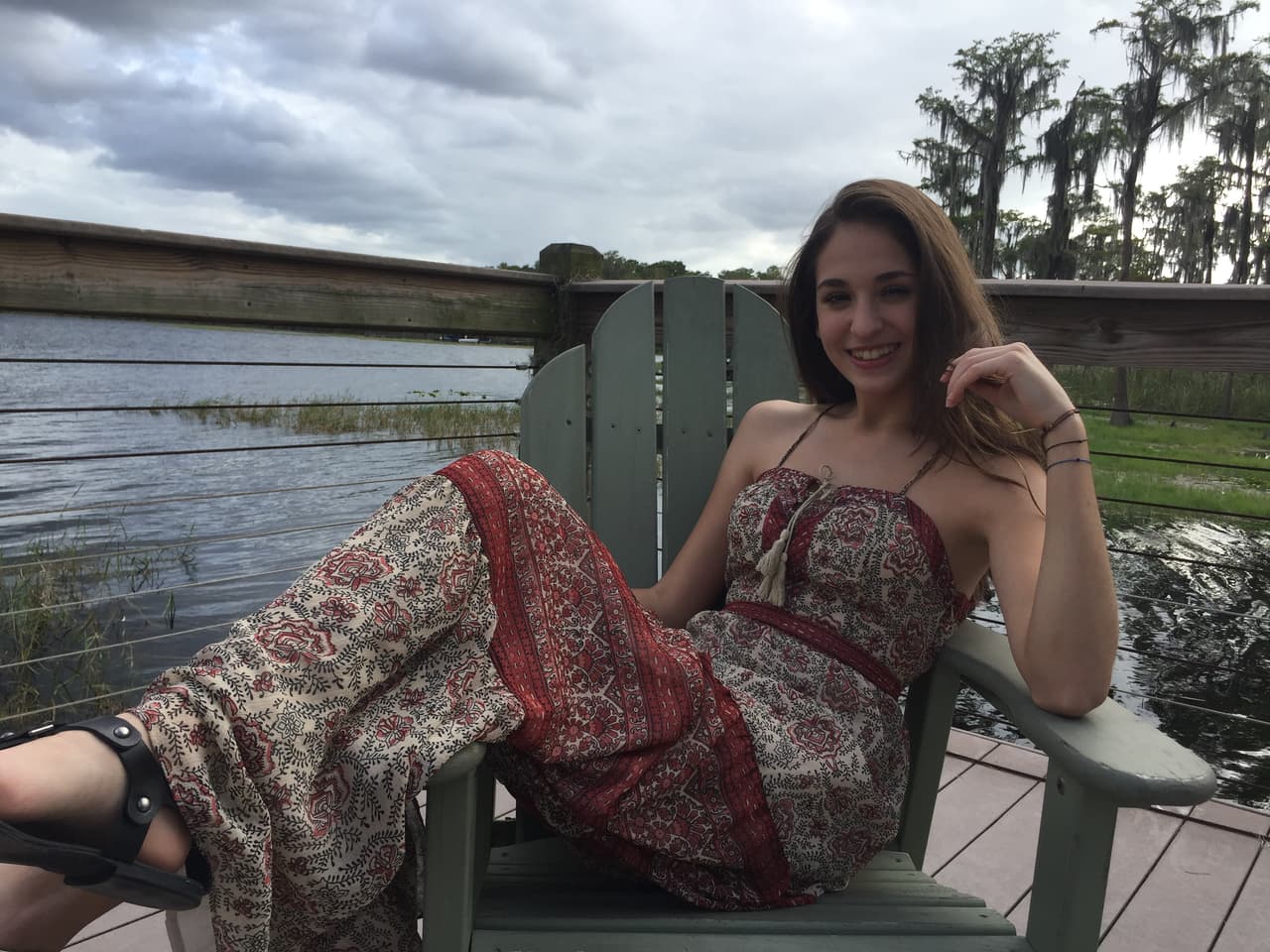 Desde muy chica, Sofía se ha entrenado con disciplina no solo cantando, sino tocando su instrumento favorito.