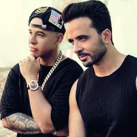 Pero a finales de agosto, los rumores se intensificaron aún más cuando el gobierno de Puerto Rico anunció que utilizaría 'Despacito' como tema principal de una campaña para promocionar a la isla.