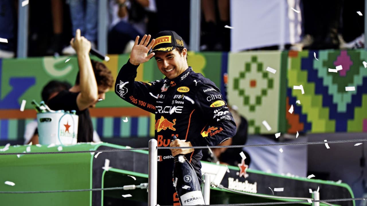 Checo lamentó un mal pit-stop pero no ve mal el tercer lugar en México