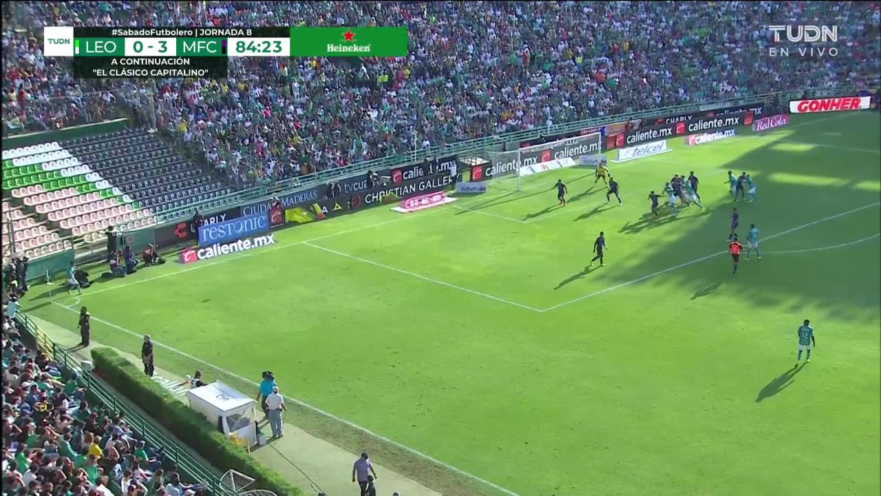 ¡TIRO ATAJADO! disparo por Josué Colmán.