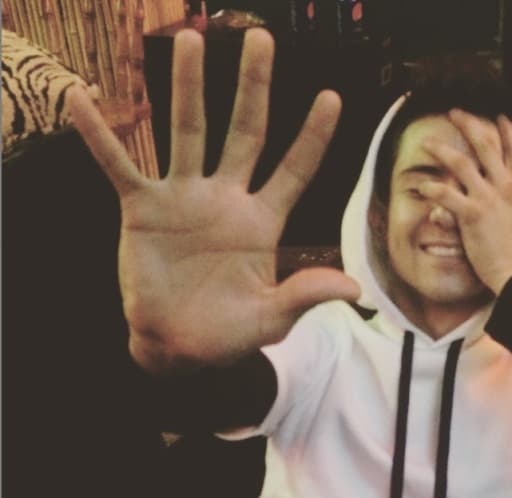 'No more pictures, please!'