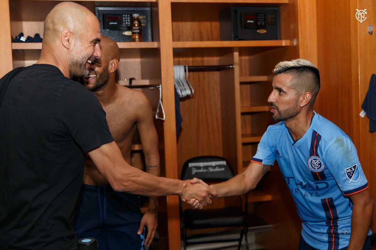 Pep Guardiola, presencia de lujo en los palcos y el vestuario de Yankee Stadium