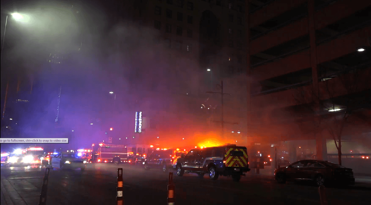 Fuerte incendio en Midtown cobra dos vidas y deja varios heridos