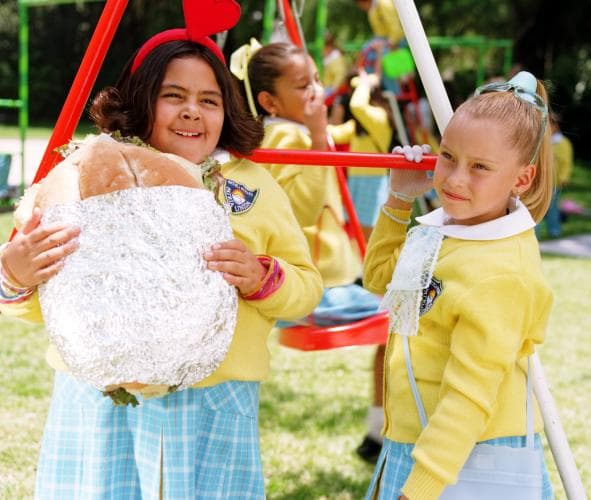 Ana Paulina Cáceres dio vida a la simpática y muy comelona Polita en la telenovela 'Vivan los niños'.
