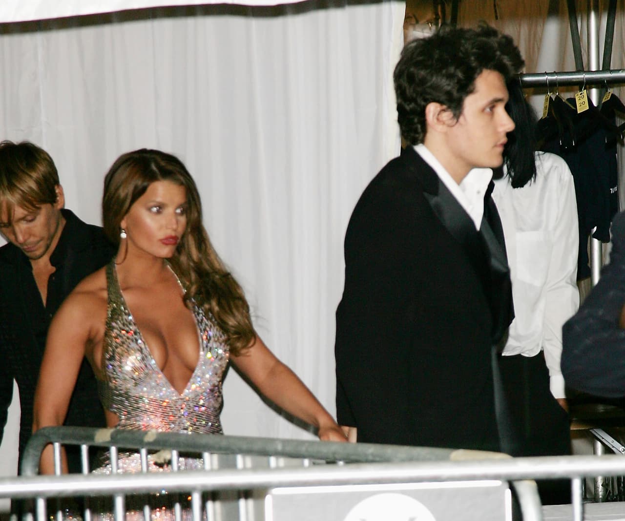John Mayer, el gigoló eternamente soltero, vivía una feliz relación con la cantante Jessica Simpson en 2007.