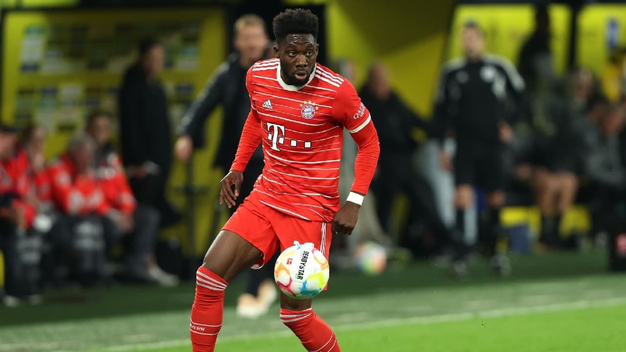 Alphonso Davies sufre contusión craneal y preocupa al Bayern