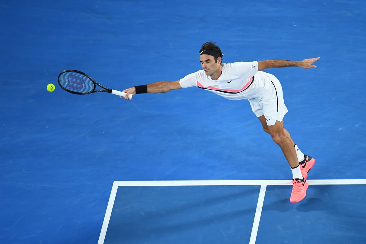 El croata acabó con 16 saques directos, lejos de los 24 de Federer, aunque con uno de ellos marcó los 214 kilómetros por hora, y cedió su saque en seis ocasiones.