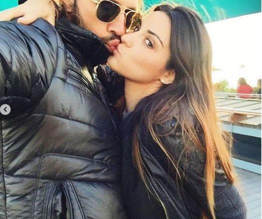 La actriz no ha descartado tener hijos y tampoco llegar al altar con su actual novio: "Claro, yo creo que llegará en su momento (de formar una familia). Yo soy una persona muy familiar, para mí es lo más importante y por supuesto, como consecuencia, en algún momento llegará esa etapa", declaró la actriz en diciembre de 2018, en entrevista para 'Sale el sol'.