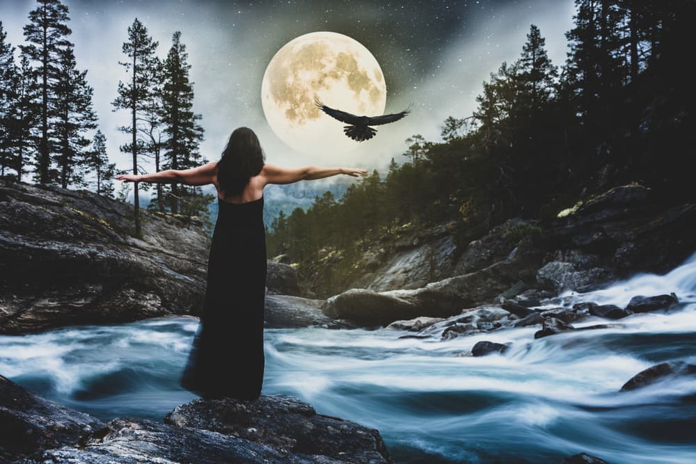 El paisaje astral que nos presenta el cosmos es sui generis: la Luna en Libra, Mercurio retrógrado en Piscis, Venus en Acuario, Marte en Tauro, Júpiter en Sagitario, Saturno en Capricornio, Urano en Tauro, Neptuno en Piscis y Plutón en Capricornio.