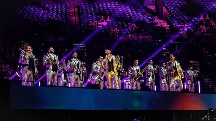 Banda El Recodo causa sensación en Londres, pero la policía detiene su show