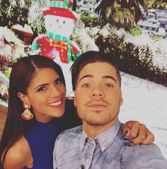 La 'selfie' navideña no podía faltar. ¡A compartirla en redes chicos!