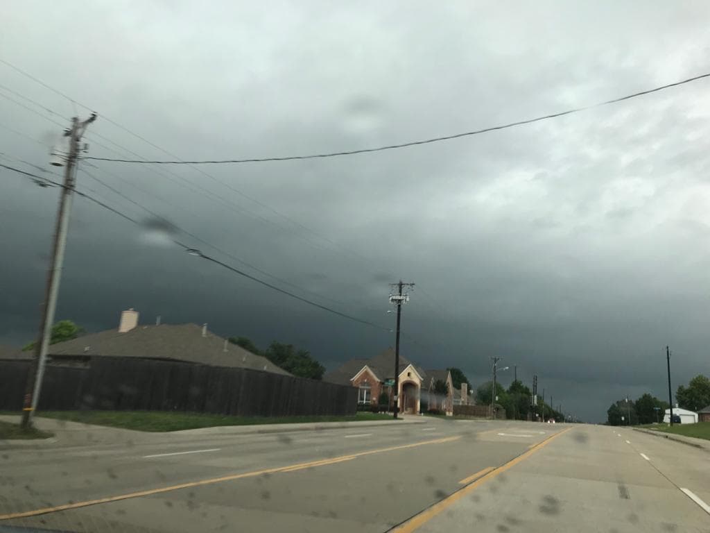Así se veía el cielo en el área de Richardson ante el paso de las tormentas el pasado sábado 18 de mayo de 2019.