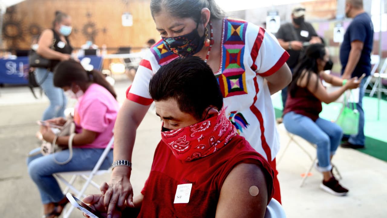 Alertan sobre fraudes vía telefónica relacionados con cortes de servicios en Los Ángeles