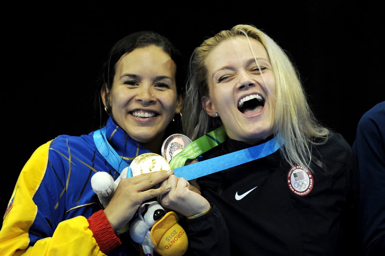 Venezolana pasa de la política a medallista panamericana