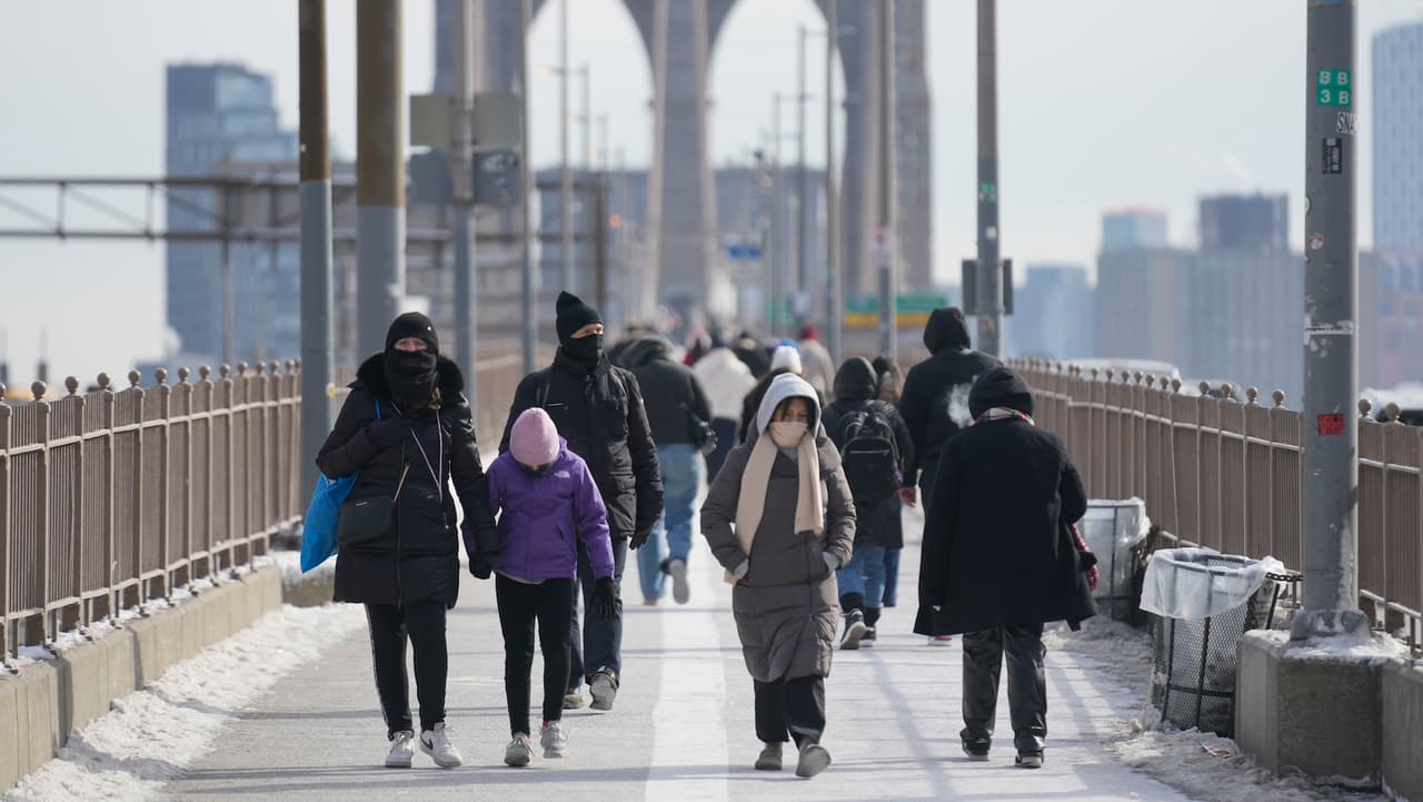 Tormenta invernal y frío ártico amenazan a Nueva York. ¿Habrá caída de nieve?
