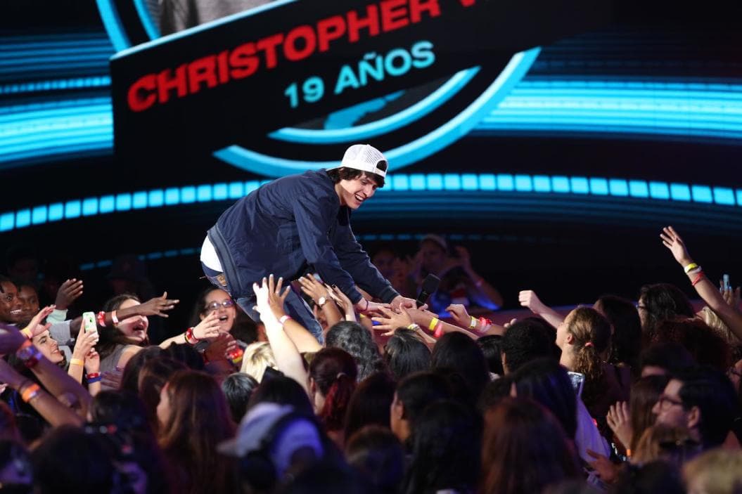 La audición de Christopher Vélez fue inolvidable. Éste joven llegó a La Banda con una historia de vida conmovedora, vivía en New Jersey, alejado de su familia y limpiando zapatos para ayudarlos.