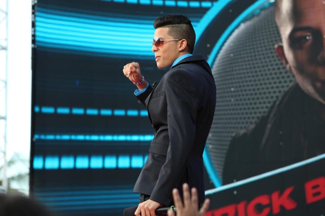 El cubano de 14 años no aguantó su emoción y gritó "¿Dónde están mis princesas?". Esto creó un poco de duda en Laura sobre el futuro del chico, quien también ahora es parte de CNCO.