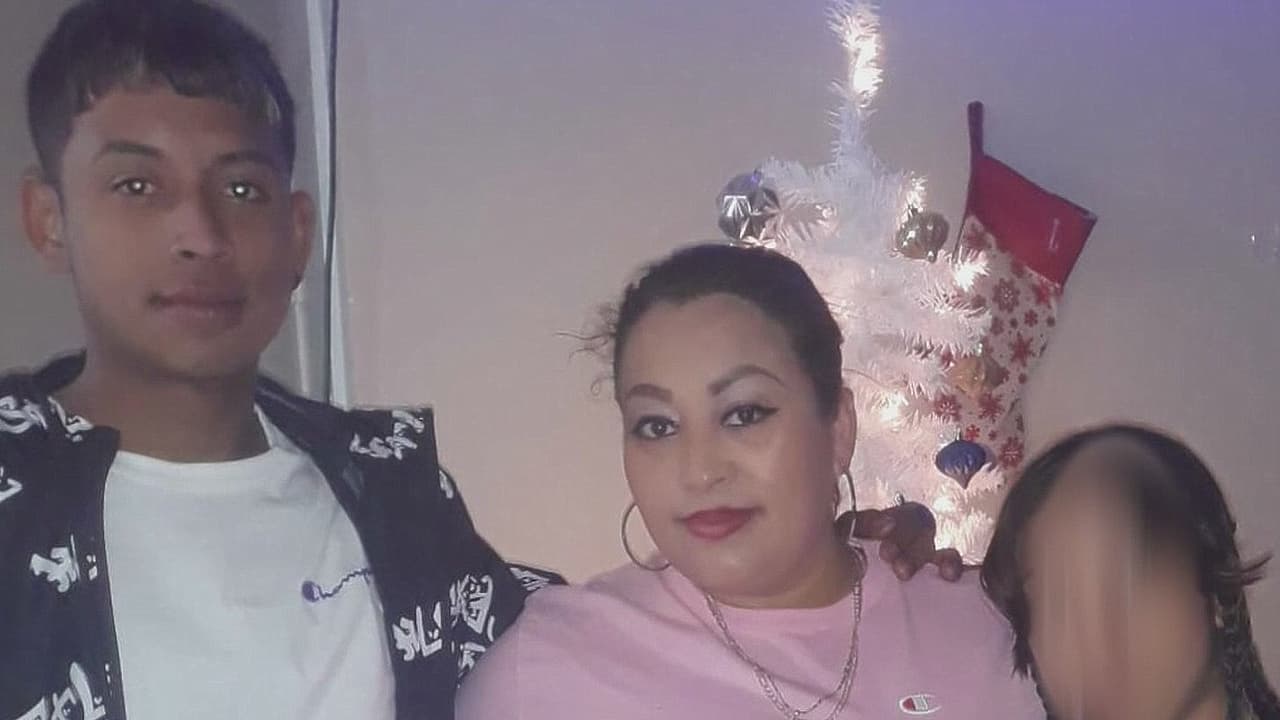 "Mi hijo estaba luchando con esa depresión”: familia hispana se prepara para dar el último adiós a Jefferson Cruz 