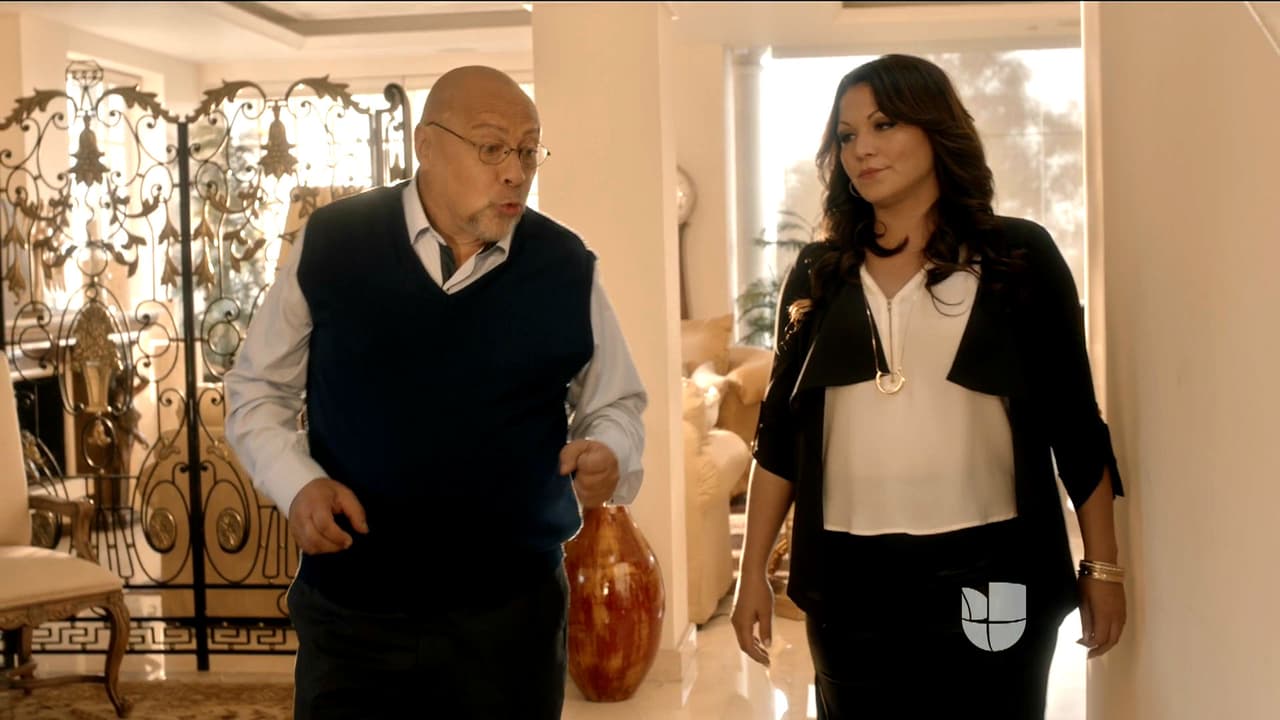 Pete le propone producir su reality con sus propios recursos, pero la idea es que la estrella sea Chiquis.