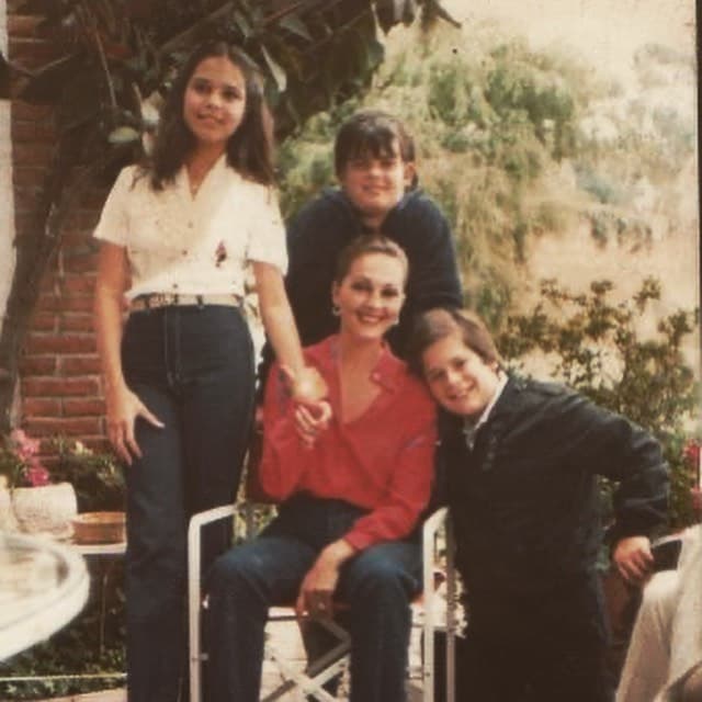 Hace algunos días, Talina Fernández, madre de Mariana Levy, compartió que 
<a href="https://www.univision.com/famosos/talina-fernandez-el-pirru-no-hace-cargo-hijos-mariana-levy-fotos">actualmente tanto Paula como José Emilio viven con ella</a>. 
<br>