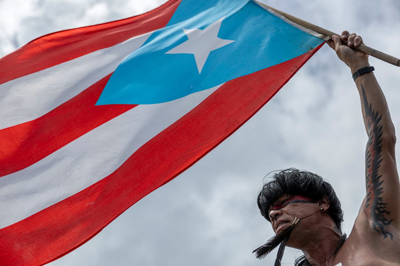 <b>Integración de reclamos locales en protesta internacional. </b>El tema del proyecto Esencia se incorporó a consignas dentro de una protesta global.
<br>