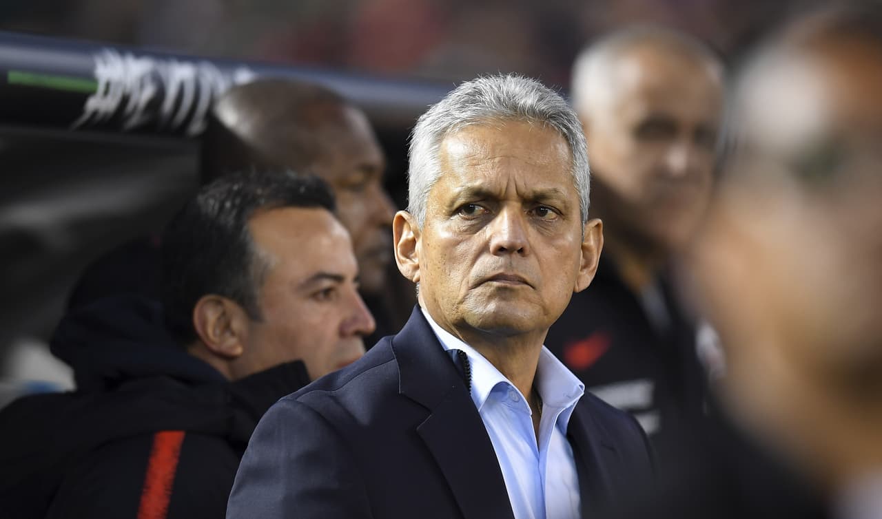 Reinaldo Rueda, DT de Chile, con el agua al cuello: "México nos castigó"