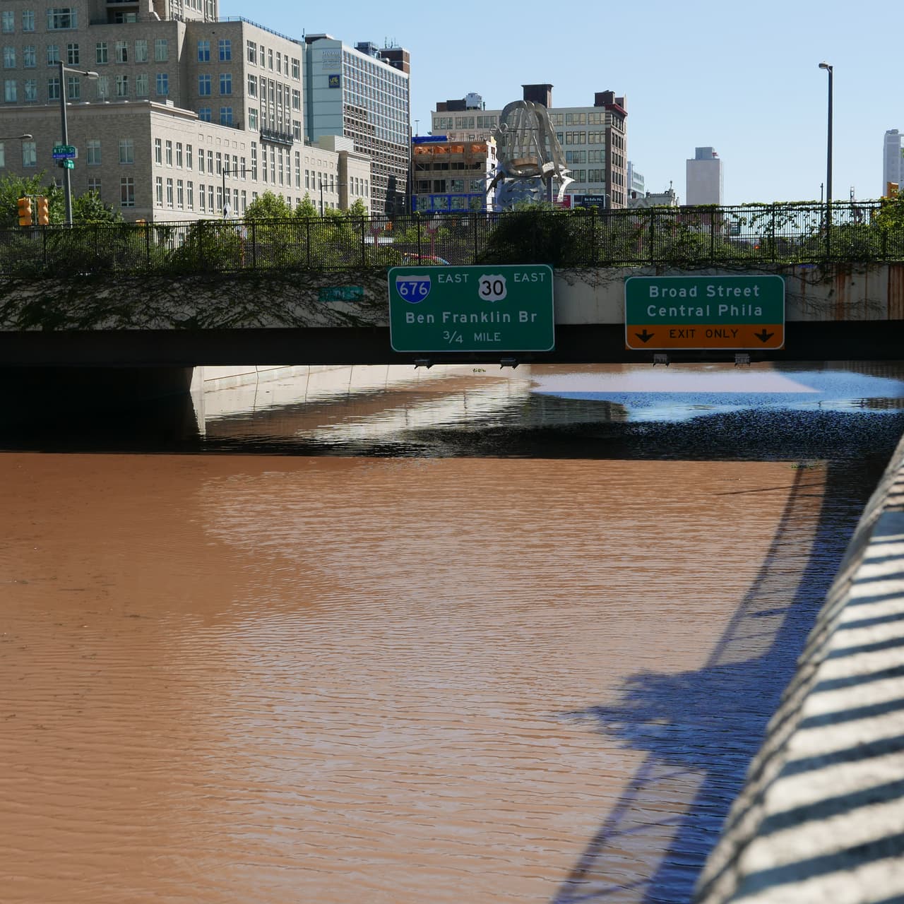 Guía de recursos para damnificados por la depresión tropical Ida en la región de Filadelfia 