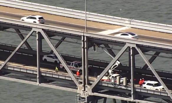 Reabren todos los carriles del puente Richmond-San Rafael tras caída de concreto