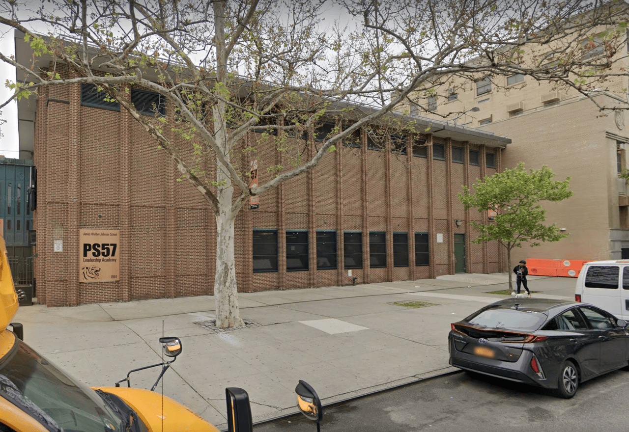 La escuela James Weldon Johnson, ubicada en Manhattan en la calle 115, fue la zona donde 45 peatones resultaron heridos, así como 22 ciclistas, para un total de 63 accidentes.