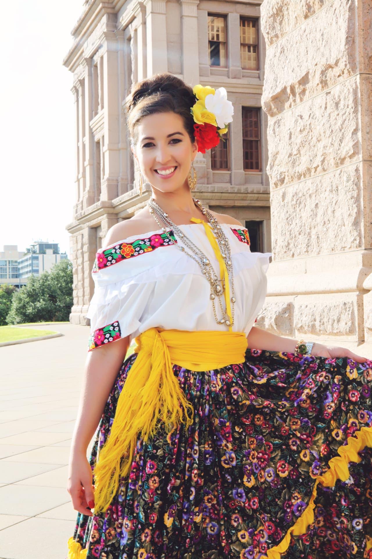 El equipo de Univision dio El Grito con mariachi y grandes espectáculos desde el Capitolio de Texas.