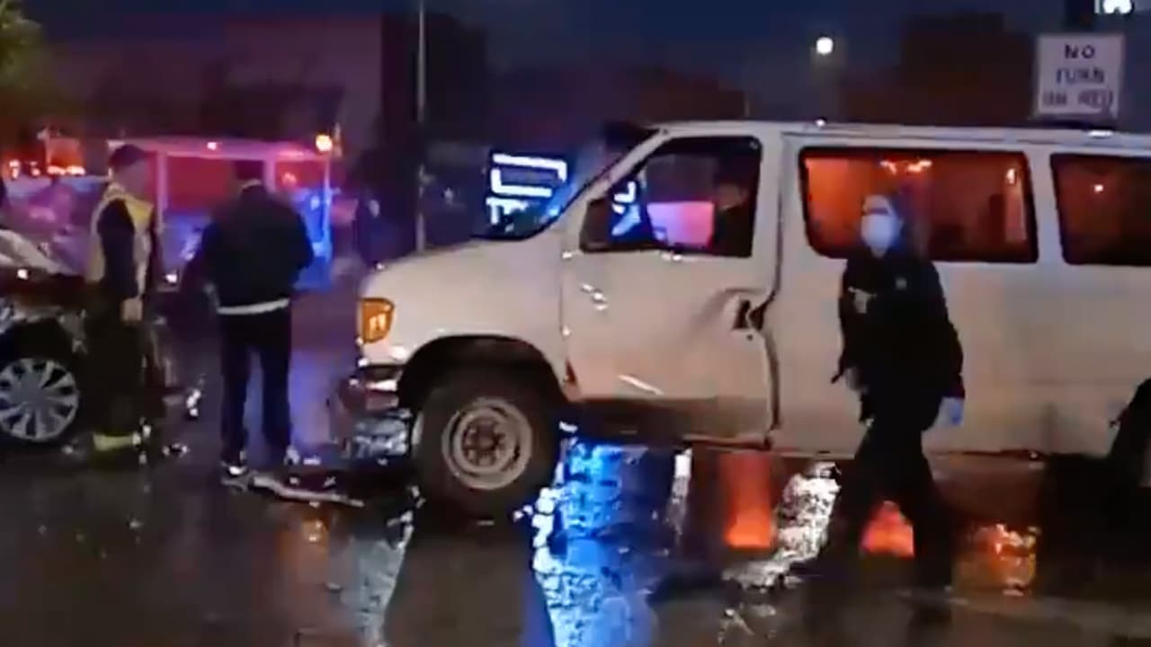 Choque en Back of The Yards deja siete heridos, uno grave