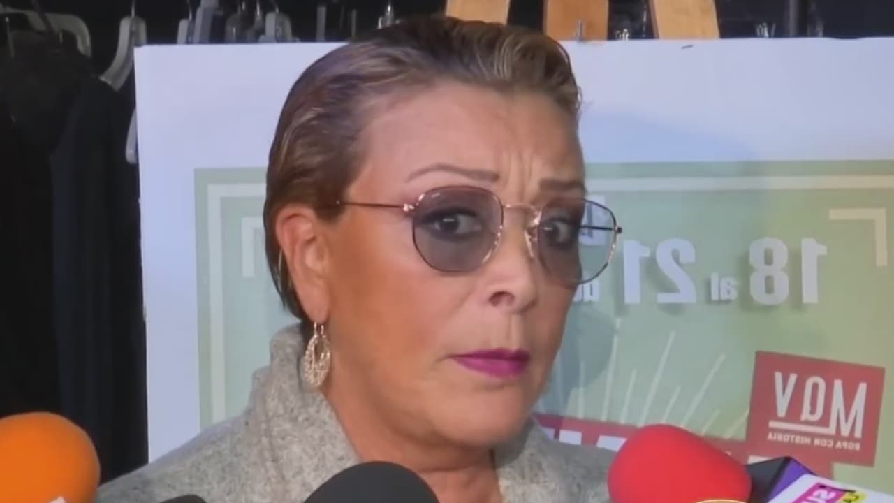 Para Sylvia Pasquel es "hiriente" que Enrique Guzmán llame "hijas del bisturí" a Silvia Pinal y Alejandra Guzmán